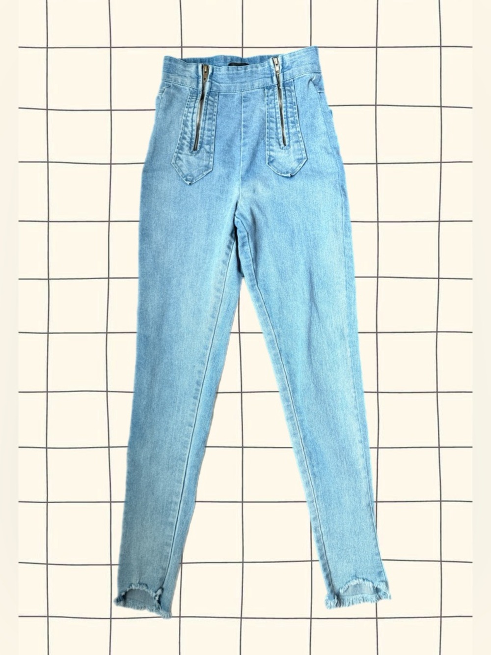 PrettyLittleThing - Light Blue High Rise Slim Jeans with Dual Front Zippers